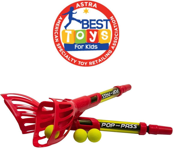 Hog Wild Pop and Pass Outdoor Game - Toss and Catch Foam Balls with The Launcher - Award-Winning Active Play - Includes 2 Launchers & 3 Foam Balls - Ages 6+