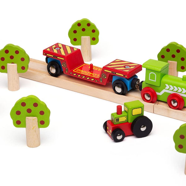 Bigjigs Rail Wooden Tractor Low Loader Train Car - Magnetic Construction Toy, Compatible with Most Major Wooden Railway Brands, Includes Detachable Tractor & Track Piece, Ages 3+