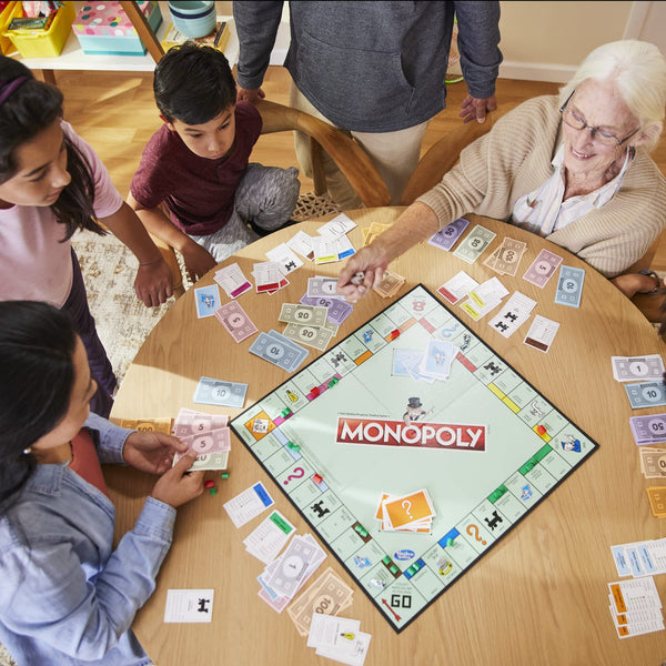 Monopoly Game, Family Board Games for 2 to 6 Players & Kids Ages 8 and Up, Includes 8 Tokens