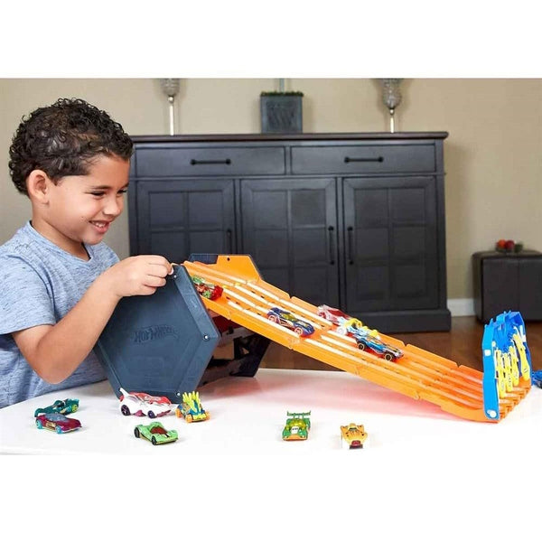 Hot Wheels Roll Out Raceway Track Set, GYX11