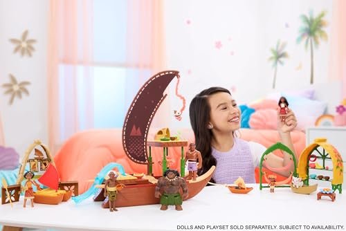 Mattel Disney Moana 2 Toys, Moana & Simea Village Home Playset with 2 Small Dolls, Pua Figure & 15 Accessories