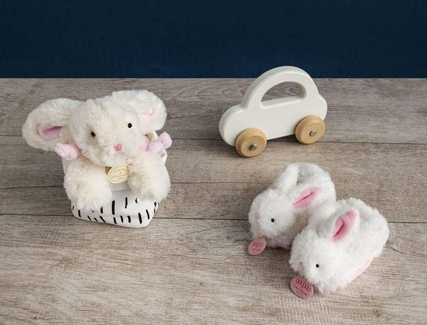 Doudou et Compagnie Pink Bunny Booties with Rattle – Baby Slippers Gift Set, Soft Bunny Design, 0-6 Months (DC1308)