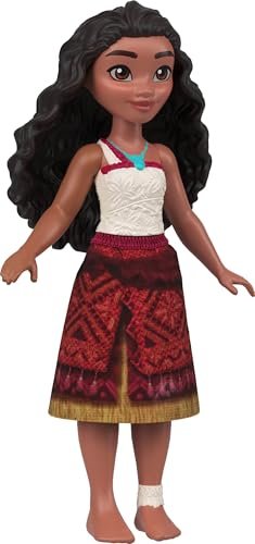 Mattel Disney Moana 2 Toys, Moana’s Canoe Crew Playset with 5 Small Dolls in Signature Outfits & 3 Accessories, Inspired by The Movie