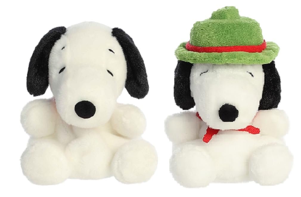 Aurora 2 Piece Peanuts Palm Pal Plush Bundle, Snoopy and Beagle Scout Snoopy, 5"