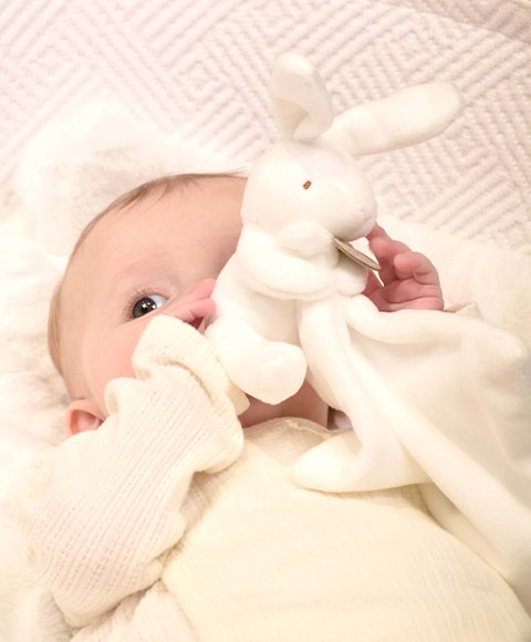 Doudou et Compagnie Bunny Comfort Blanket with Flower Gift Box, White Bunny Security Blanket Plush, 10 cm / 3.9 in, Soft Baby Lovey for Newborns