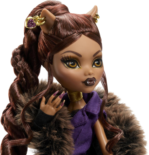 Monster High Doll, Clawdeen Wolf House of Wolf Collectible with Faux Fur Jacquard Coat, Purple Blazer Dress, Pantaboots and Golden Accessories