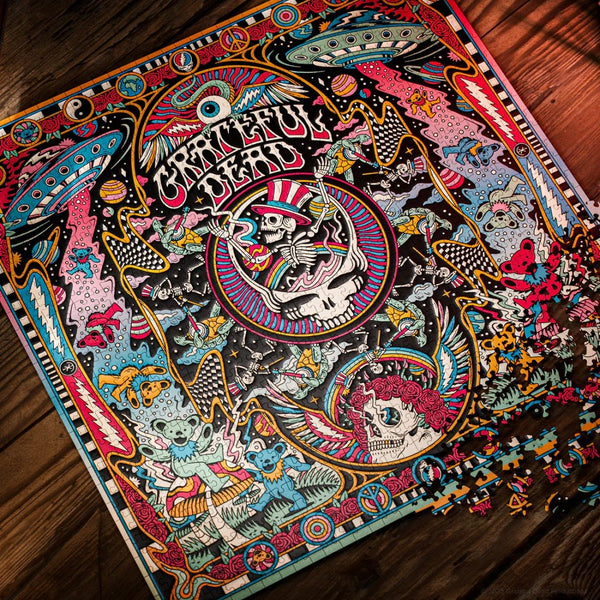 theory11 Grateful Dead Jigsaw Puzzle - For Dead Heads - Officially Licensed 1,000 Piece Intermediate Puzzle for Ages 14+
