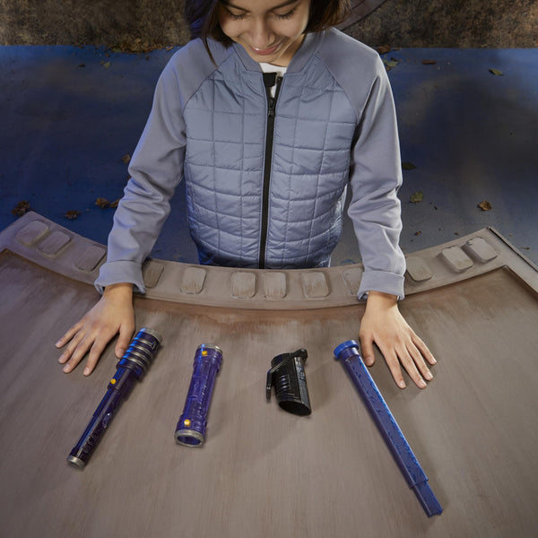 STAR WARS Lightsaber Forge Kyber Core, Officially Licensed Green Customizable Electronic Lightsaber, Roleplay Toys, Halloween Costumes & Accessories for Boys & Girls