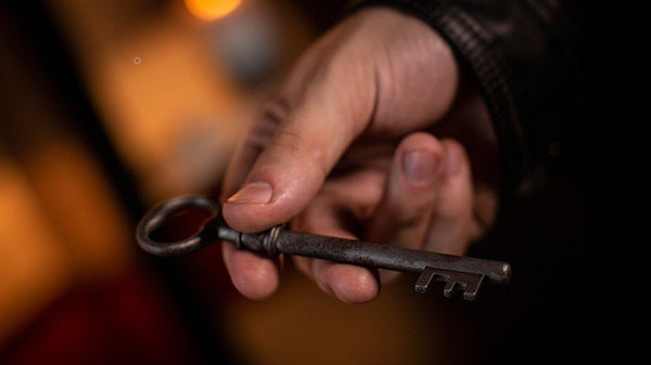 Murphy's Magic Haunted Key Deluxe - Antique-Look Haunted Skeleton Key Magic Trick Prop with Tutorial Video, Pocket Sized Close-Up Mentalism & Halloween Effect