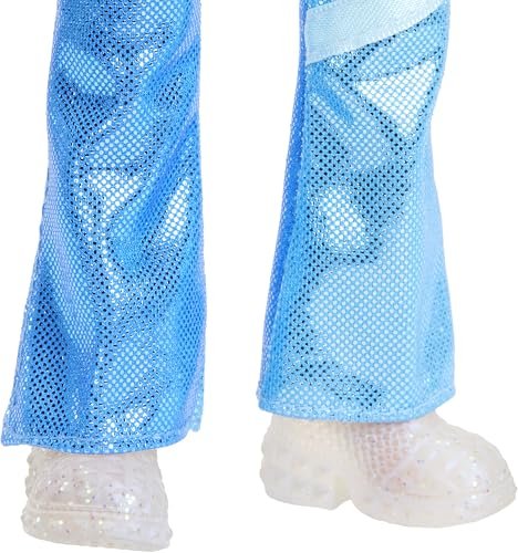 Mattel Disney Descendants: The Rise of Red Fashion Doll & Accessory - Princess Chloe Charming, Daughter of Cinderella with Movie-Inspired Clothes & Sword, Ages 4+