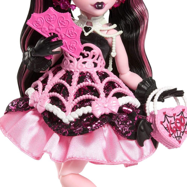 Monster High Scary Sweet Birthday Draculaura Doll in Party Dress With Balloon & Gift